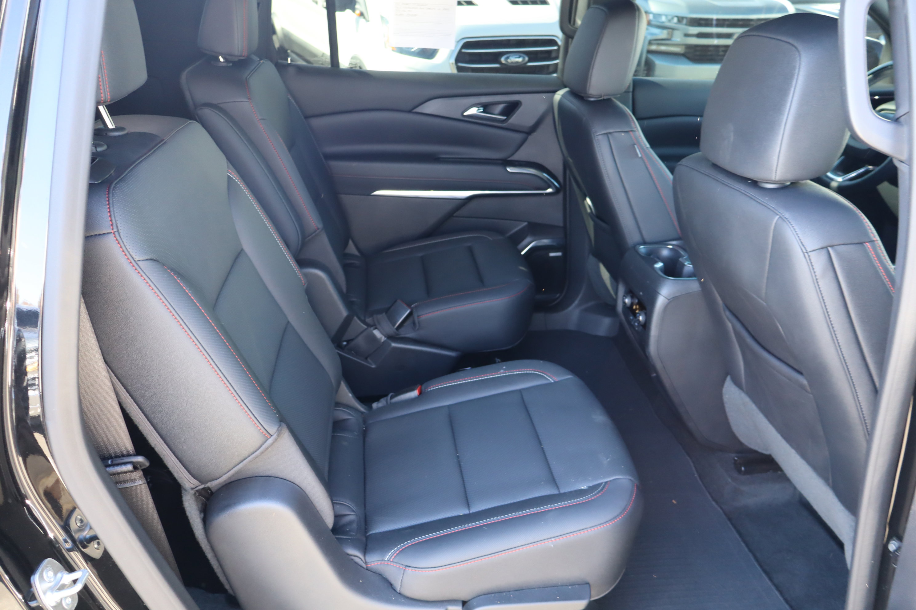 Certified 2024 Chevrolet Traverse Z71 w/ Enhanced Driving Package image 36