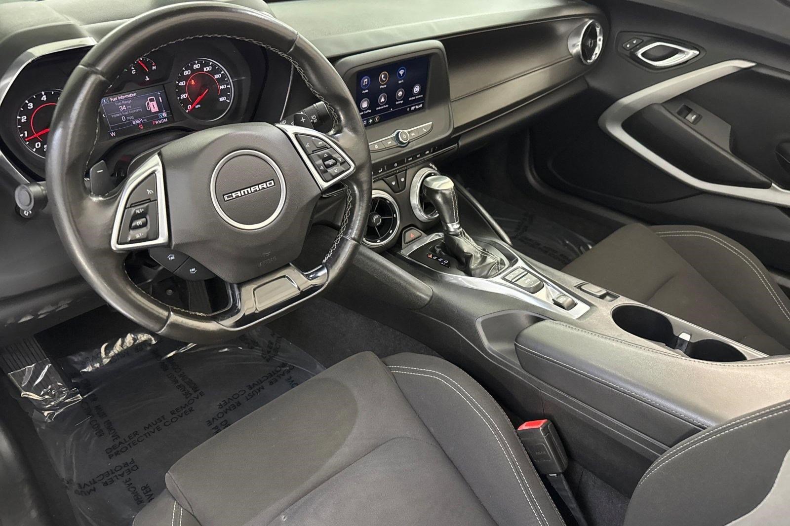 Used 2020 Chevrolet Camaro LT image 4