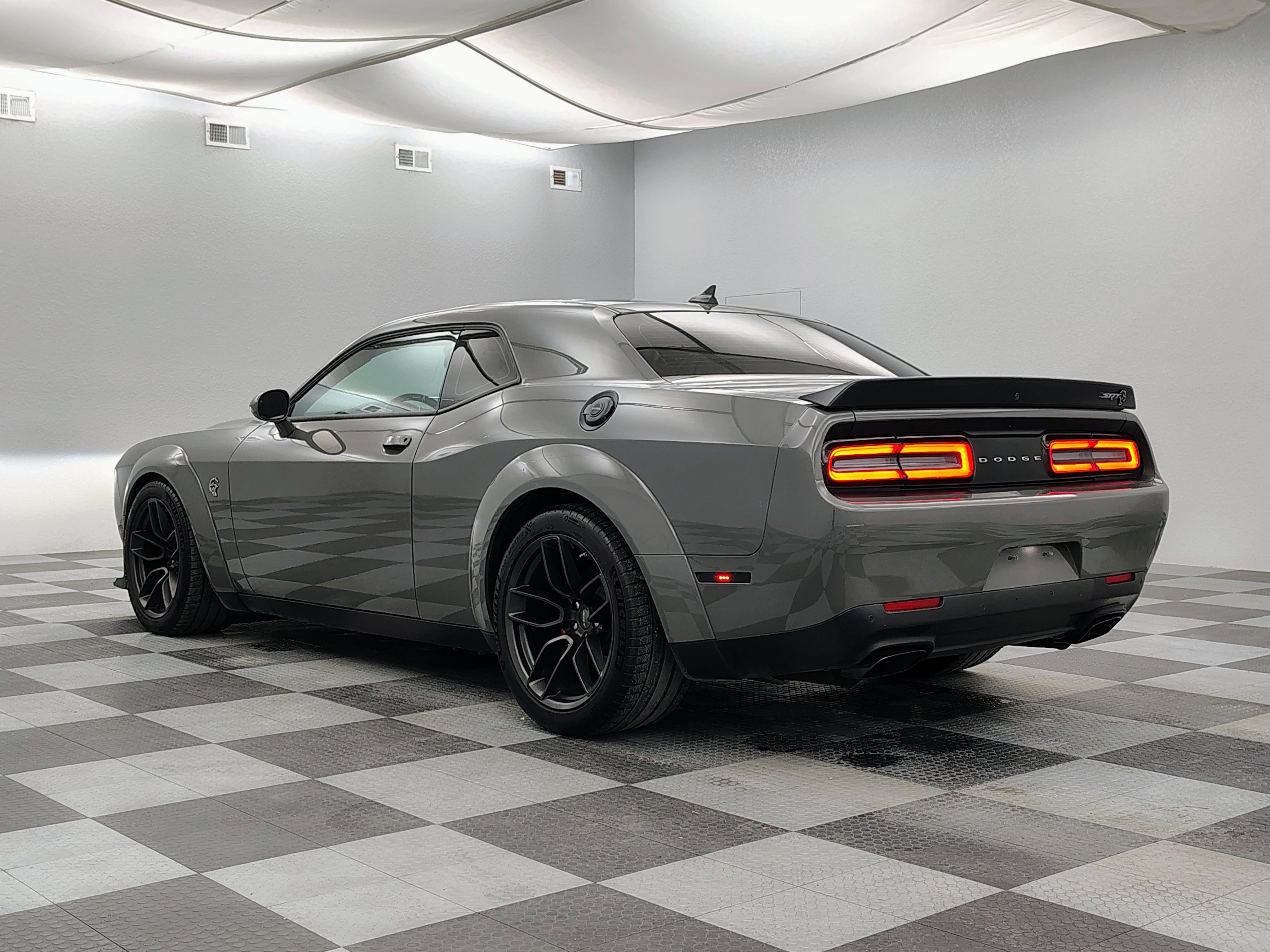 Used 2023 Dodge Challenger SRT Hellcat image 8