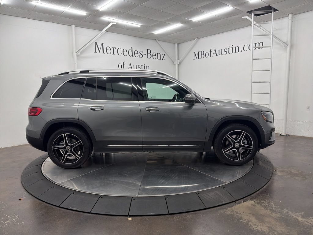 Used 2026 Mercedes-Benz GLB 250 image 8
