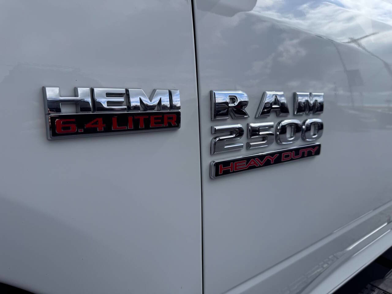 Used 2016 RAM 2500 Tradesman w/ Chrome Appearance Group image 14