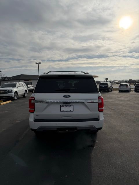 Used 2021 Ford Expedition XLT image 7