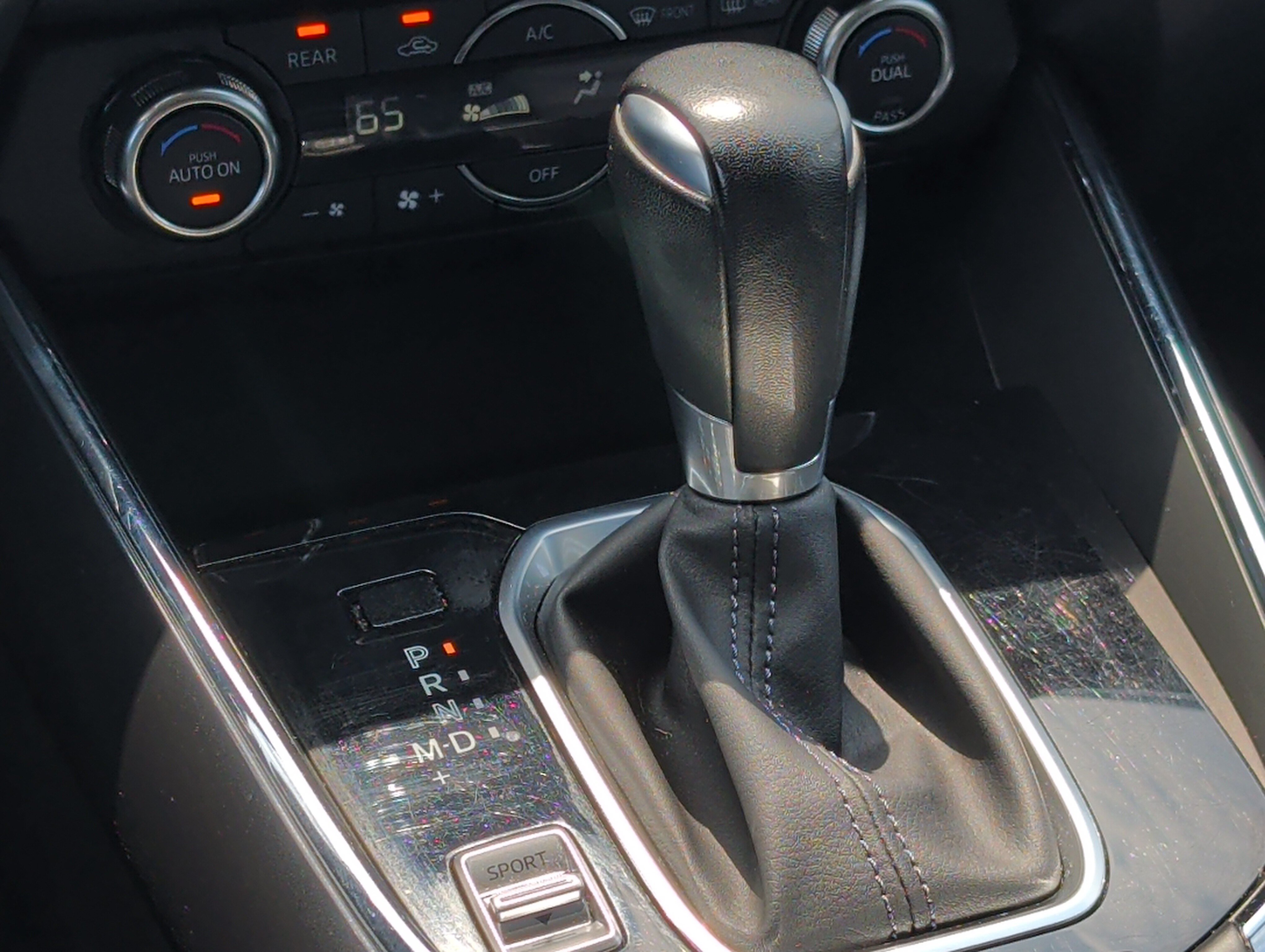 Used 2018 MAZDA CX-9 Touring AWD/4WD image 24
