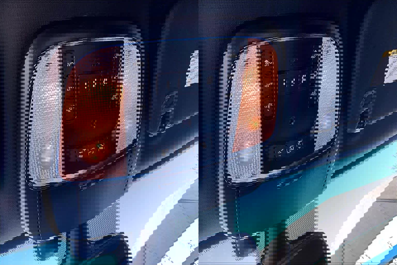 Used 2019 Jeep Grand Cherokee Limited X image 32