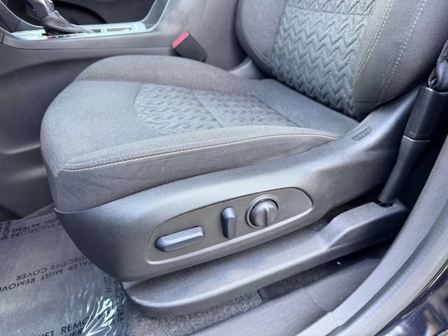 Used 2024 Chevrolet Equinox LT FWD image 15