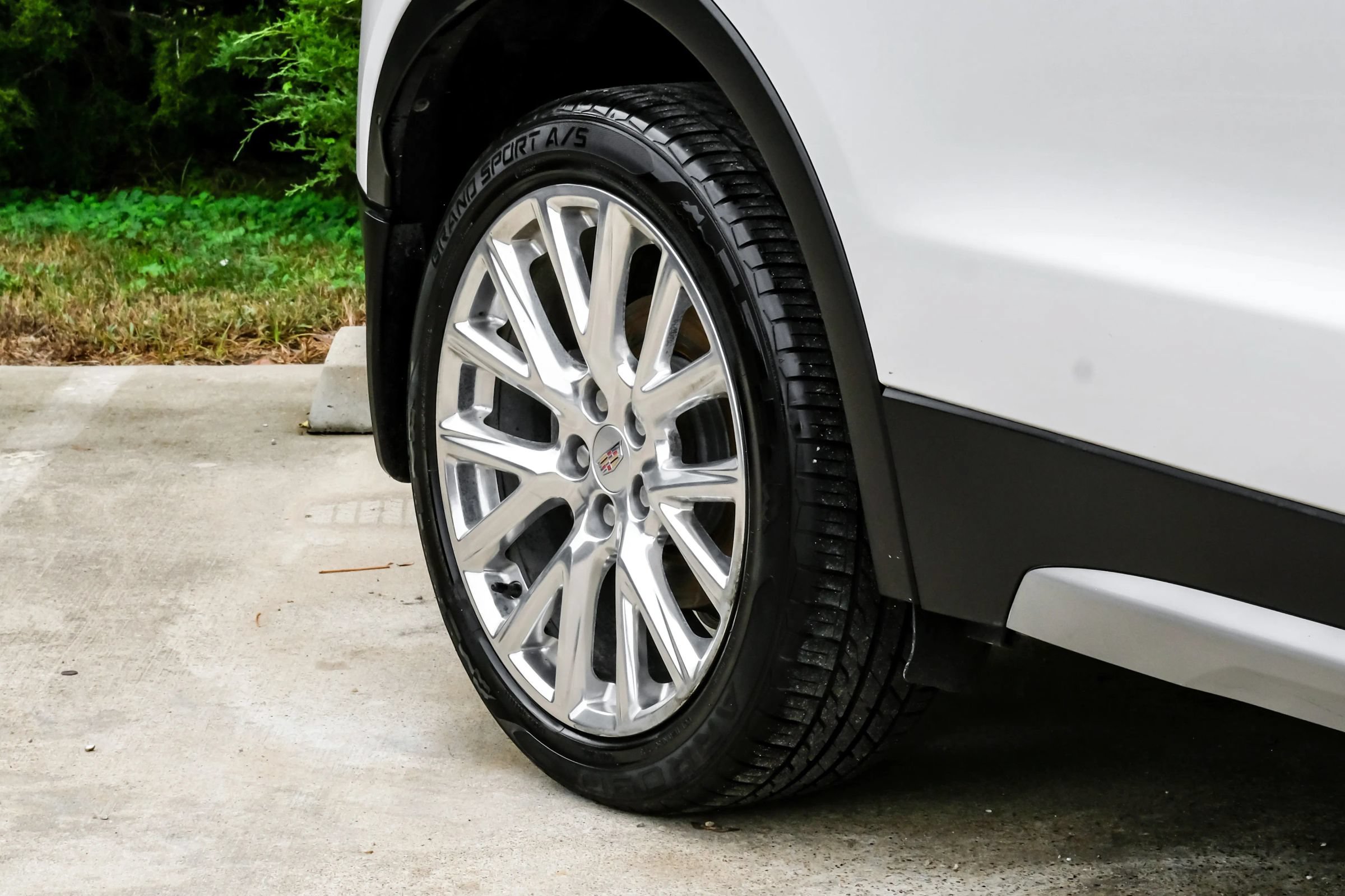 Used 2019 Cadillac XT4 Premium Luxury w/ Technology Package AWD/4WD image 59