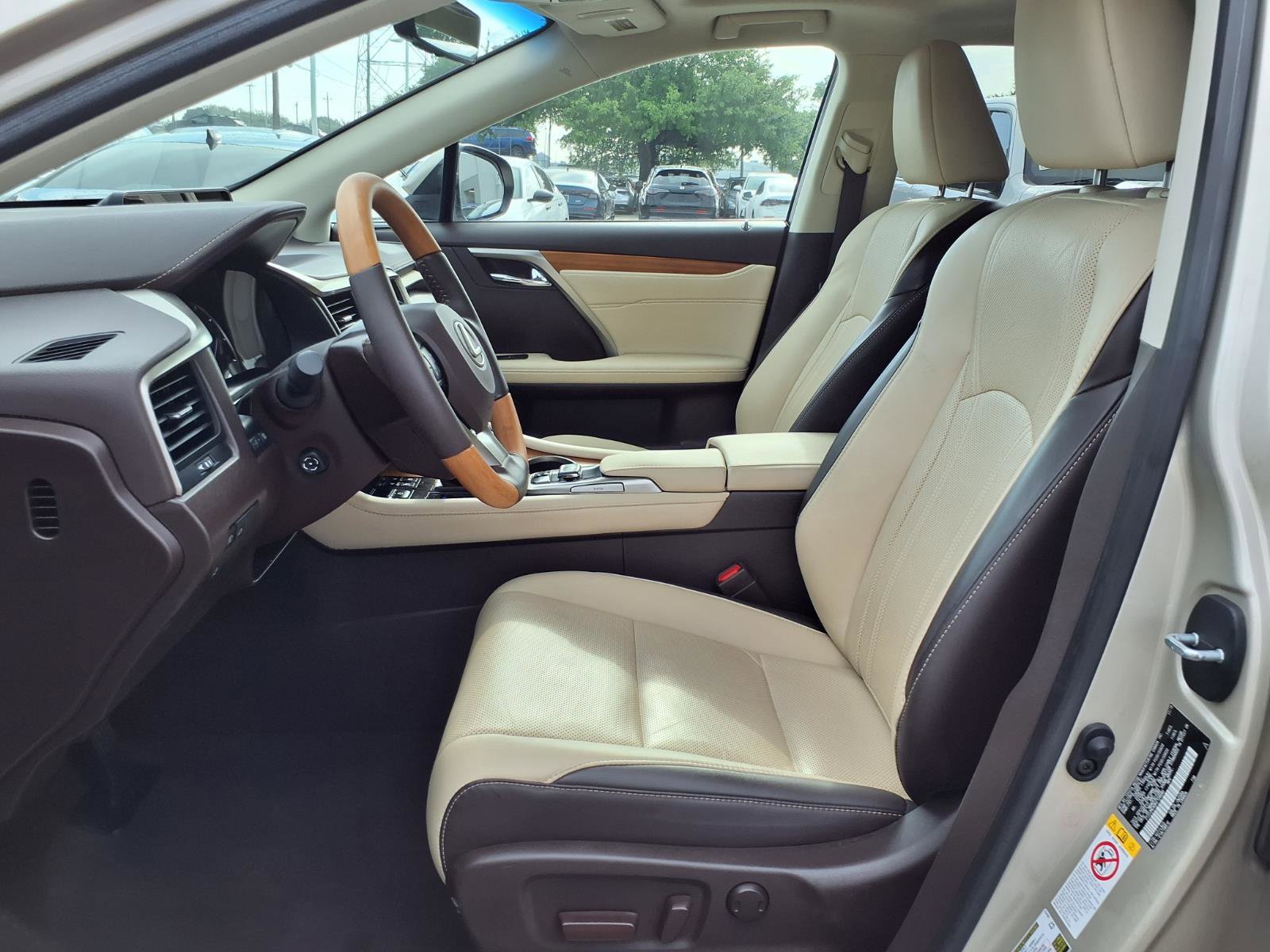 Used 2019 Lexus RX 350 FWD w/ Navigation Package image 18