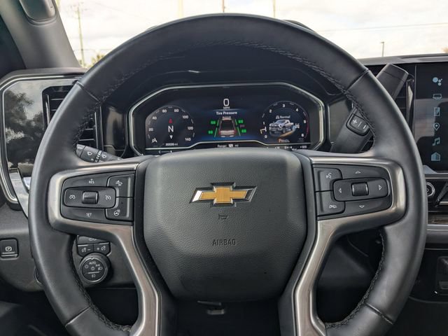 Used 2025 Chevrolet Silverado 2500 LT w/ Convenience Package image 19