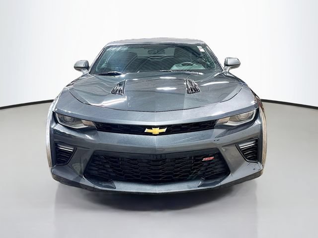 Used 2017 Chevrolet Camaro SS RWD image 2