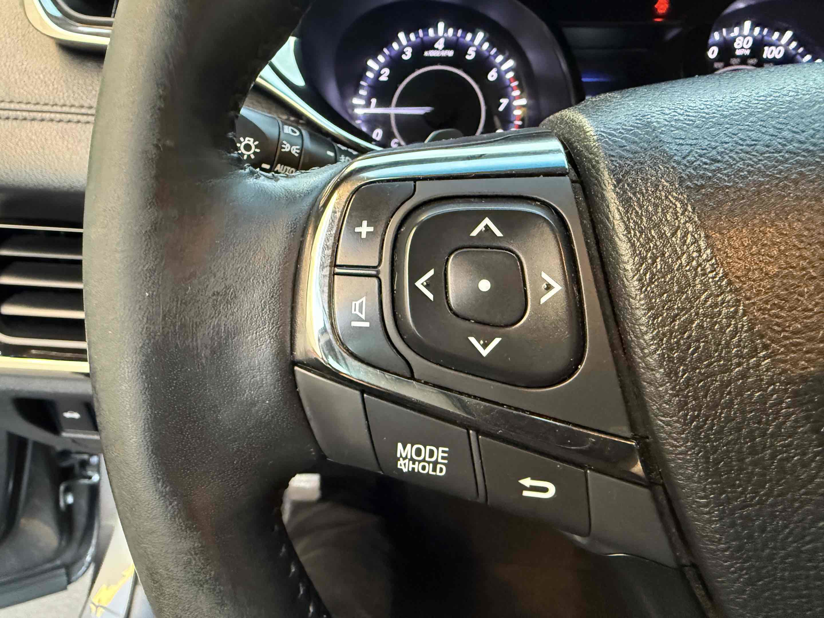 Used 2014 Toyota Avalon XLE Touring image 41