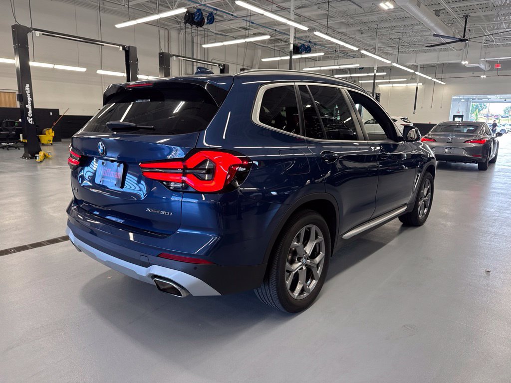 Used 2024 BMW X3 xDrive30i AWD/4WD image 5