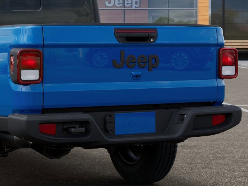 New 2026 Jeep Gladiator Sport AWD/4WD image 13