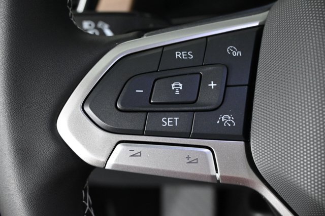 New 2026 Volkswagen Atlas SE image 23