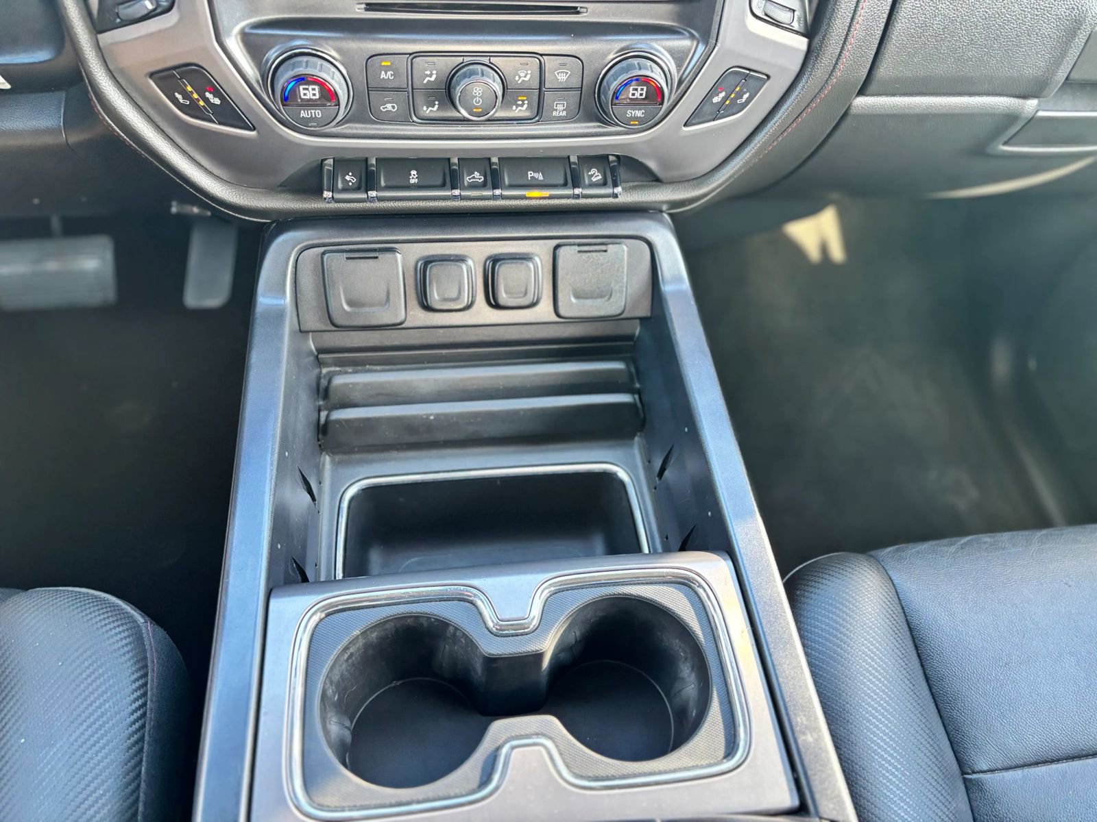 Used 2015 GMC Sierra 1500 SLT w/ All-Terrain Package AWD/4WD image 23