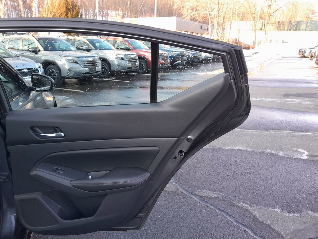 Used 2021 Nissan Altima 2.5 SV w/ SV Premium Package image 34