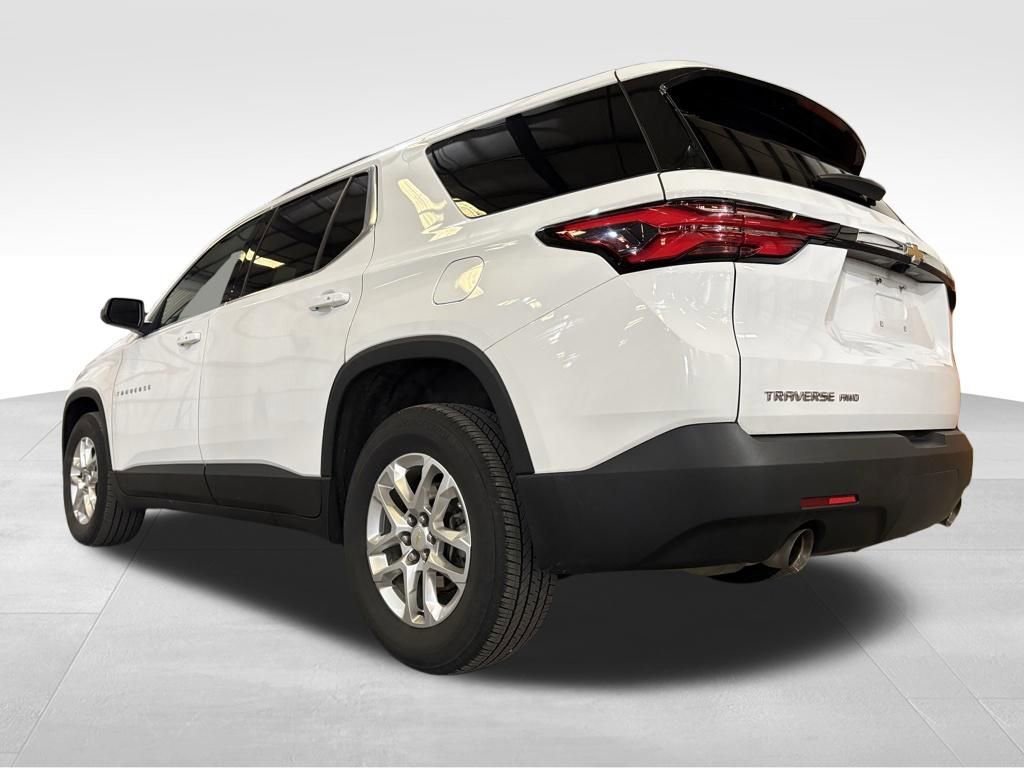 Used 2023 Chevrolet Traverse LS image 11