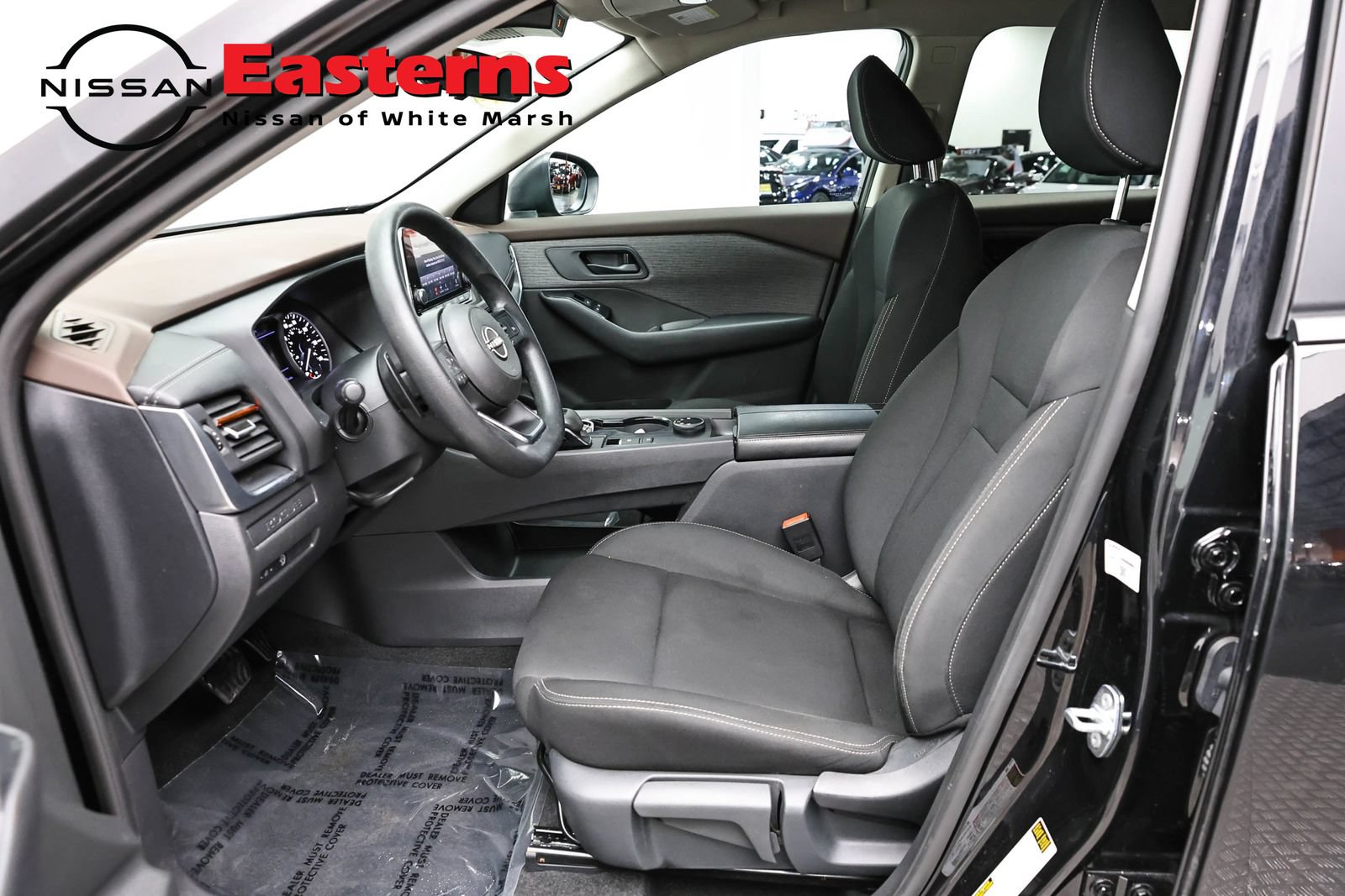 Used 2023 Nissan Rogue S AWD/4WD image 14