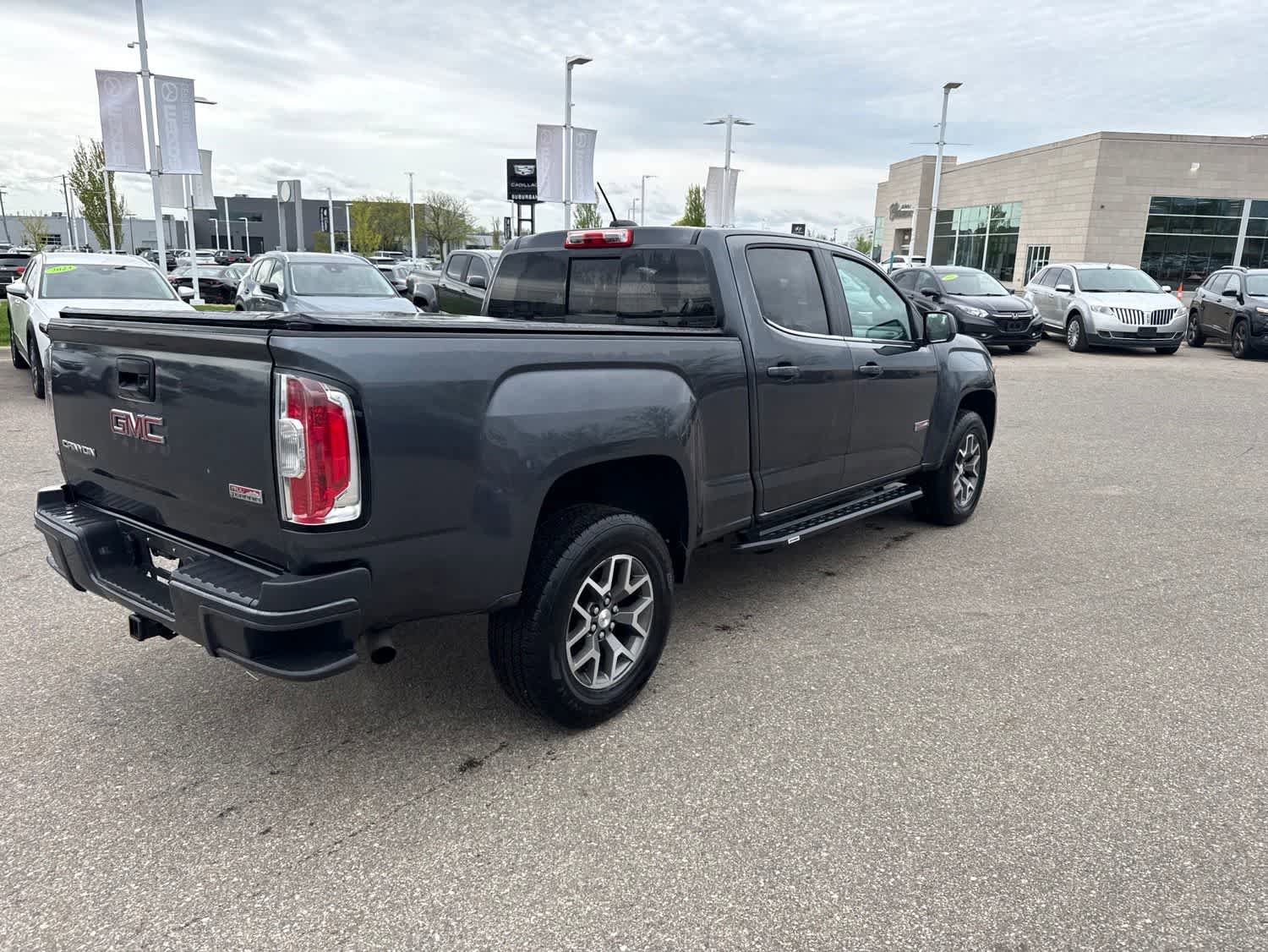 Used 2016 GMC Canyon SLE w/ All Terrain Package AWD/4WD image 5
