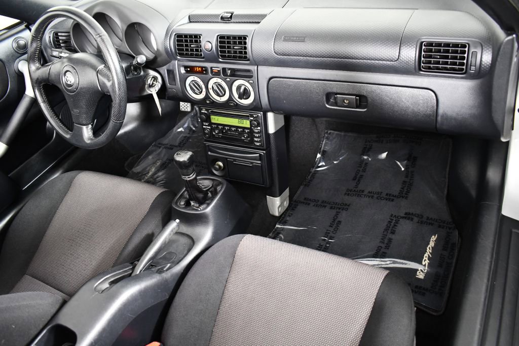 Used 2000 Toyota MR2 image 25