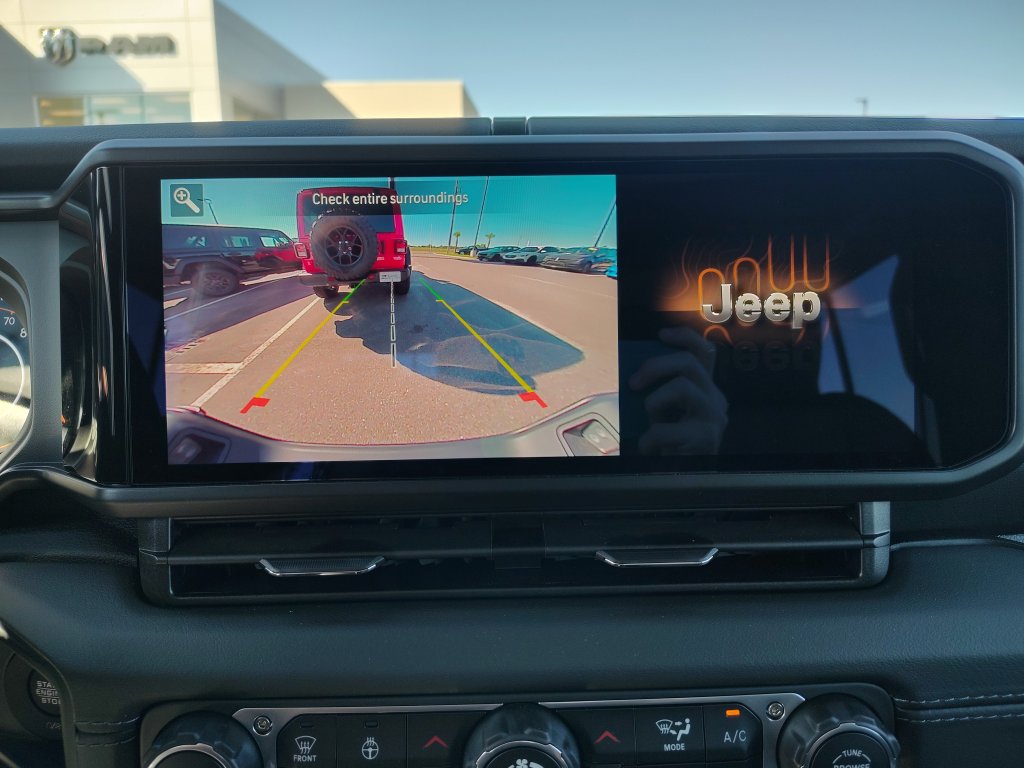 New 2025 Jeep Gladiator Sport w/ Premium Package AWD/4WD image 22