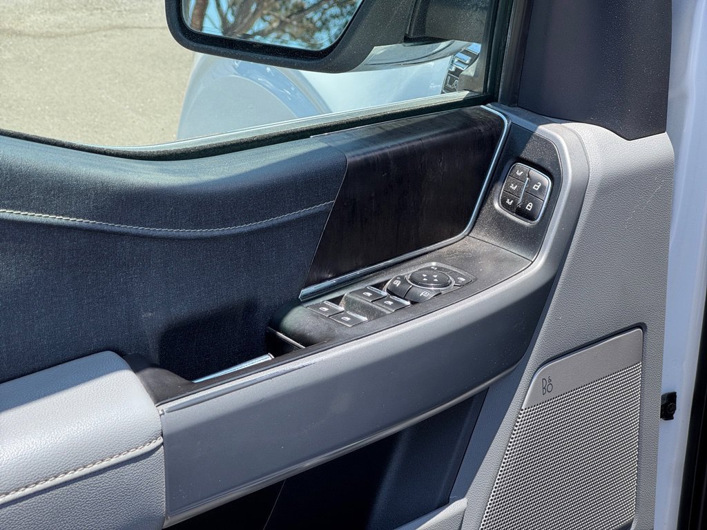 Used 2023 Ford F150 Lariat AWD/4WD image 9