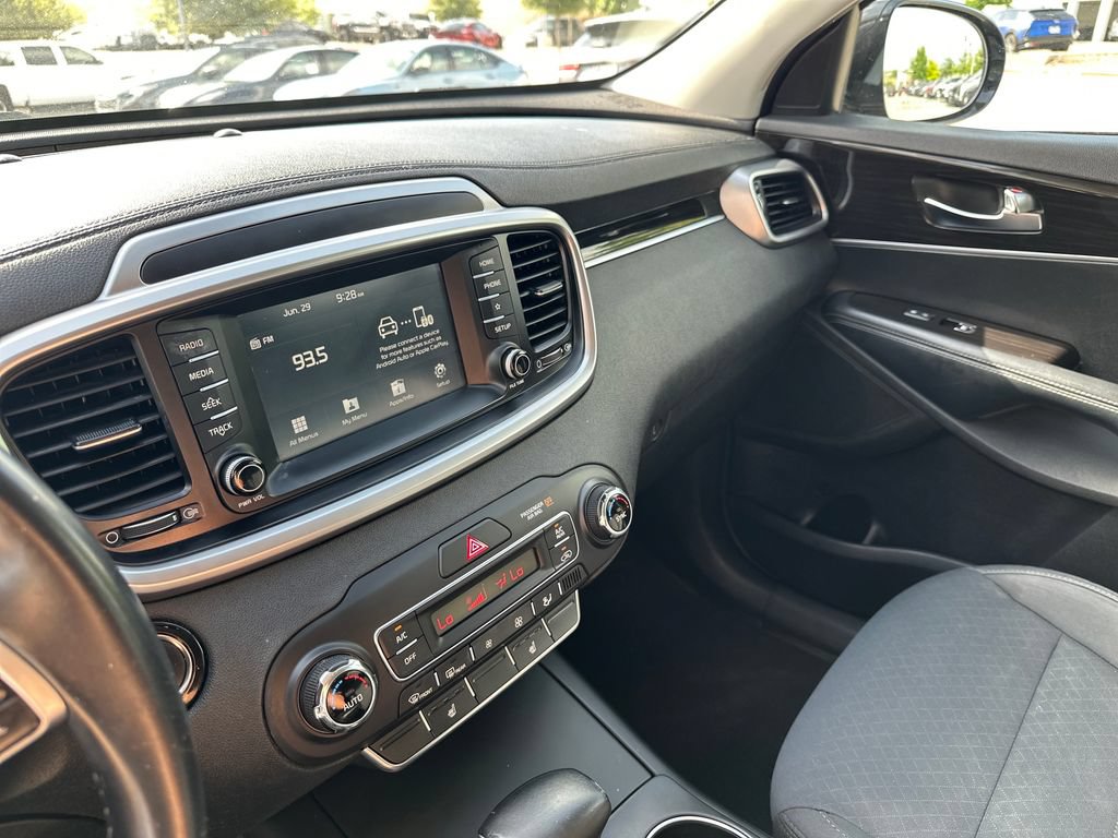 Used 2020 Kia Sorento S AWD/4WD image 24