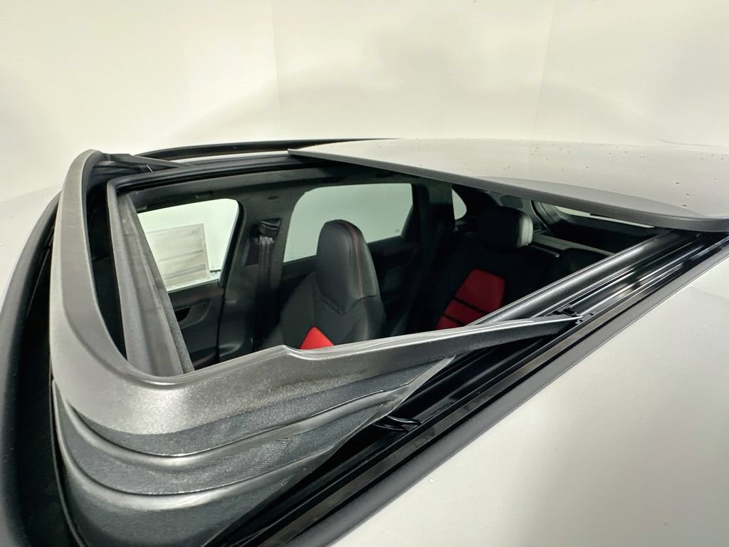 New 2026 Porsche Cayenne GTS AWD/4WD image 14