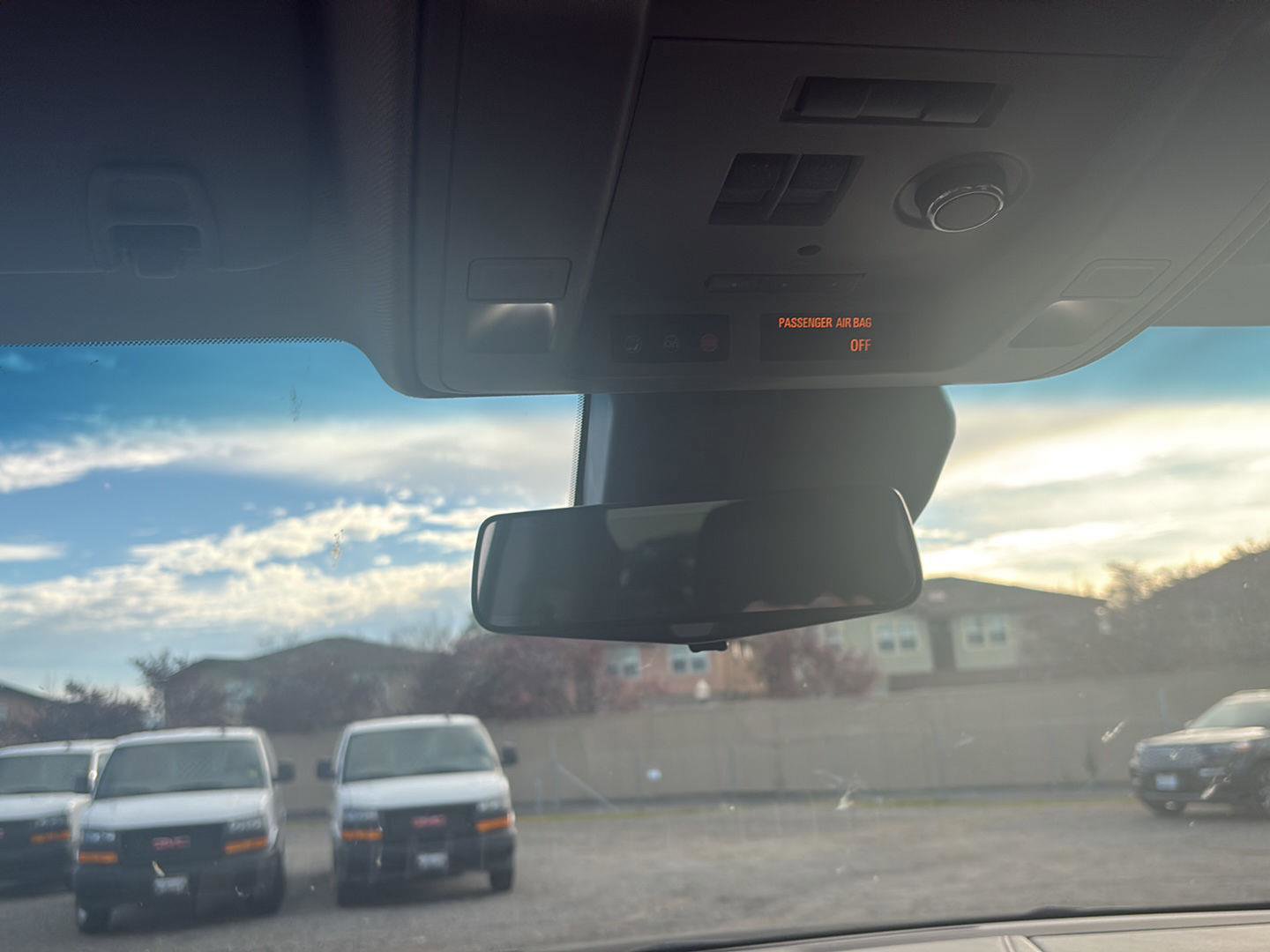 Used 2017 Cadillac Escalade Premium Luxury image 22