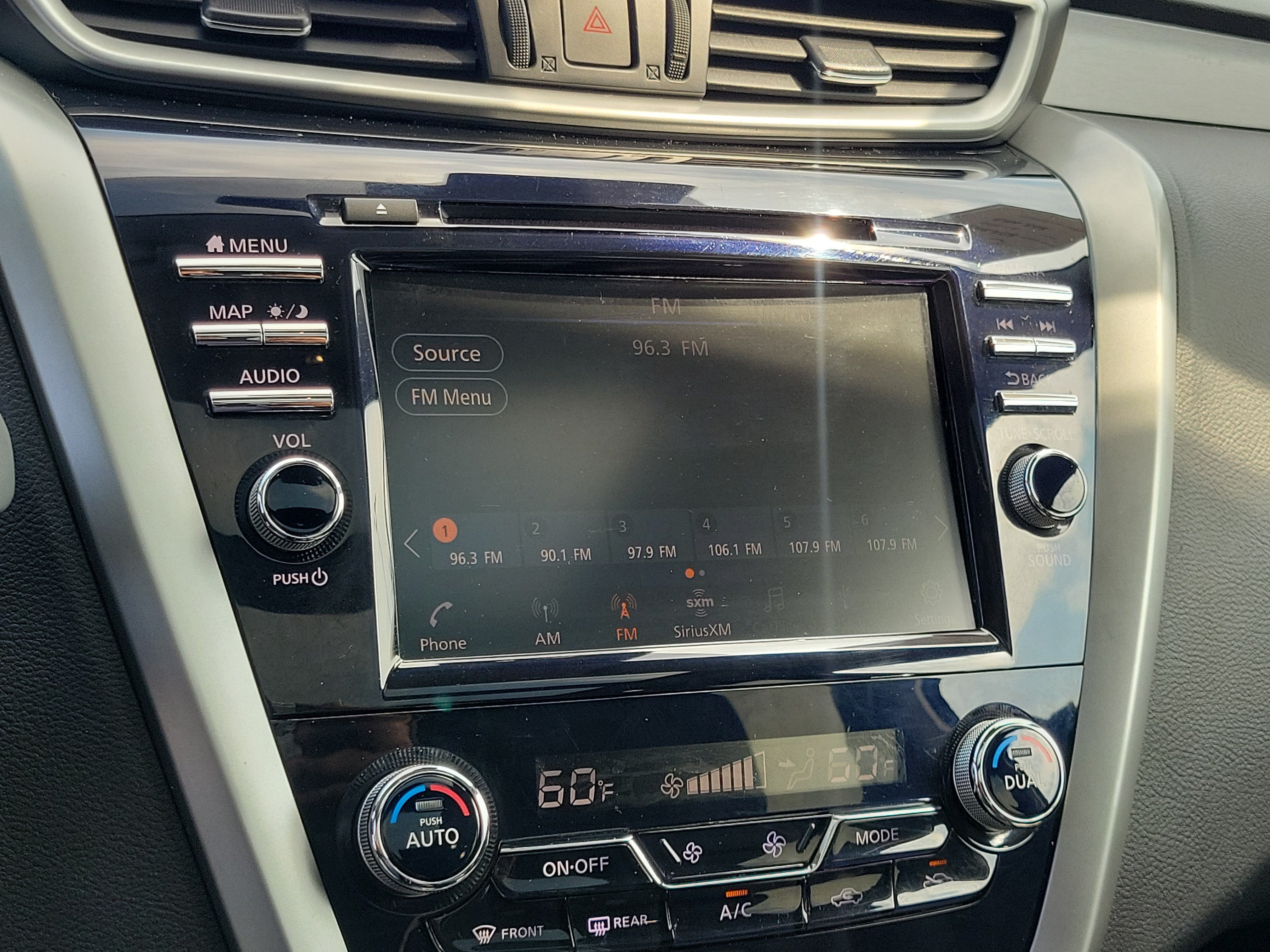 Certified 2021 Nissan Murano SL w/ SL Moonroof Package AWD/4WD image 26