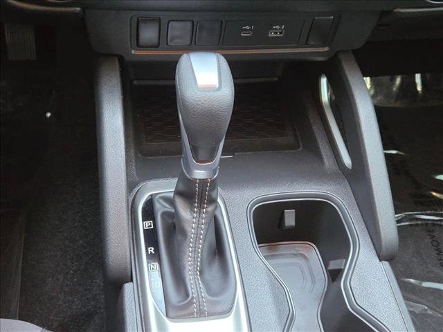 Used 2022 Nissan Frontier SV image 13