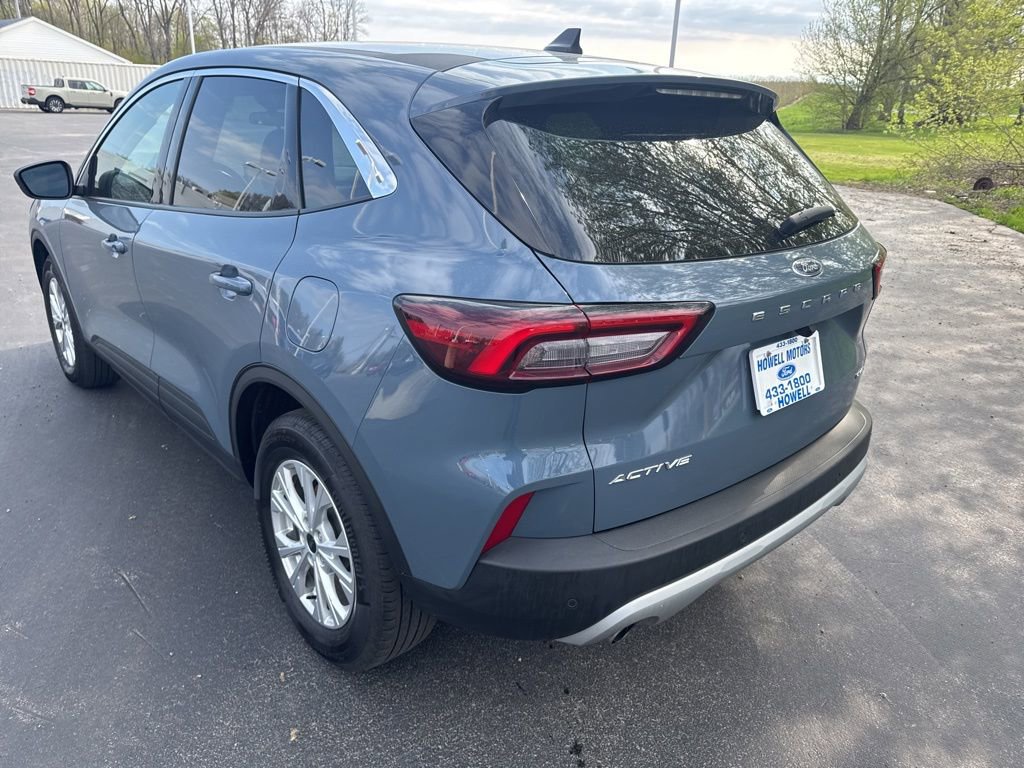 Used 2023 Ford Escape Active w/ Tech Pack #1 AWD/4WD image 5