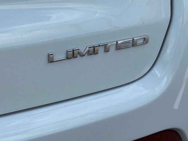 Used 2023 Jeep Compass Limited w/ Elite Group AWD/4WD image 11