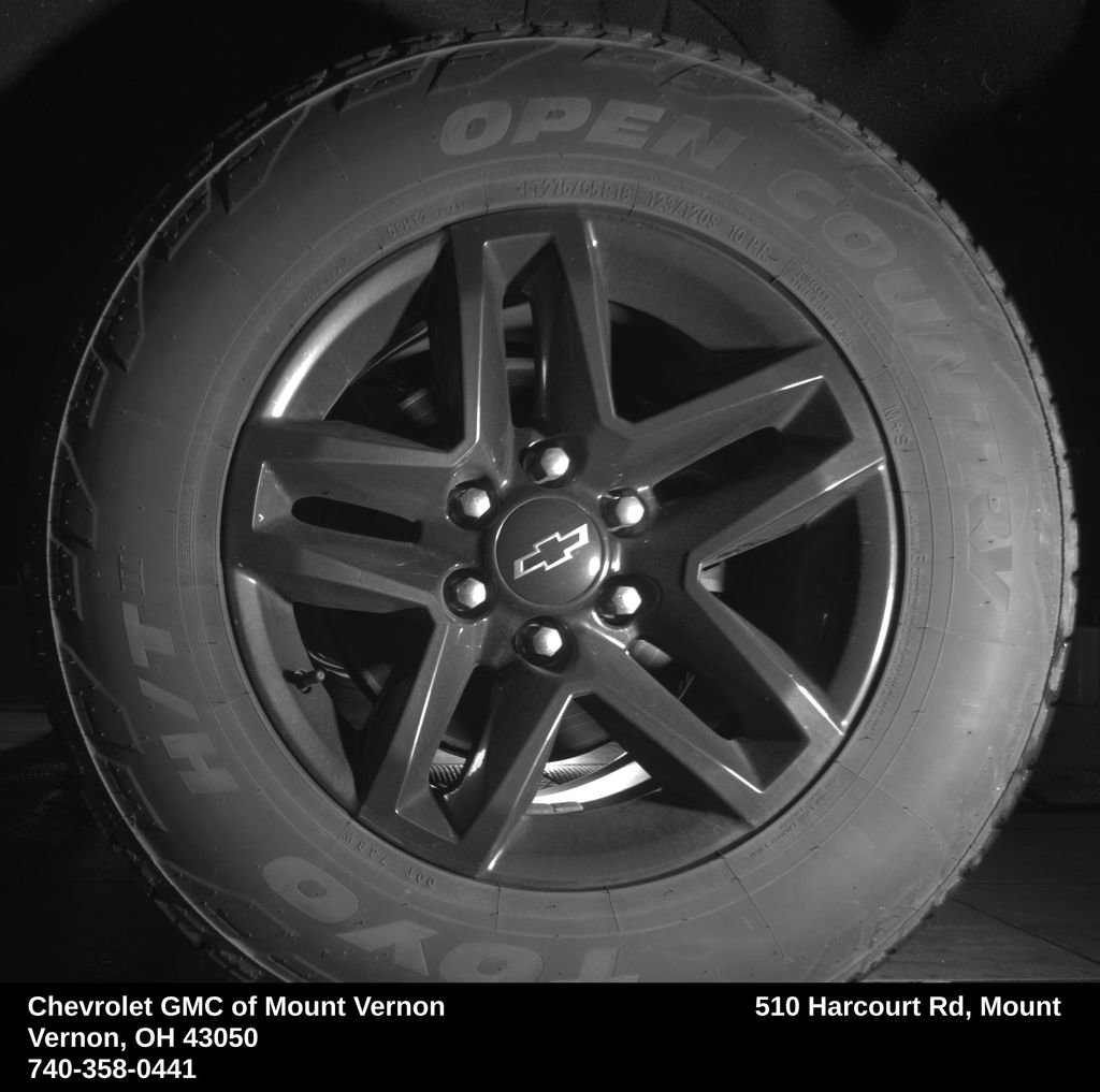 Used 2019 Chevrolet Silverado 1500 LT Trail Boss w/ Convenience Package AWD/4WD image 16