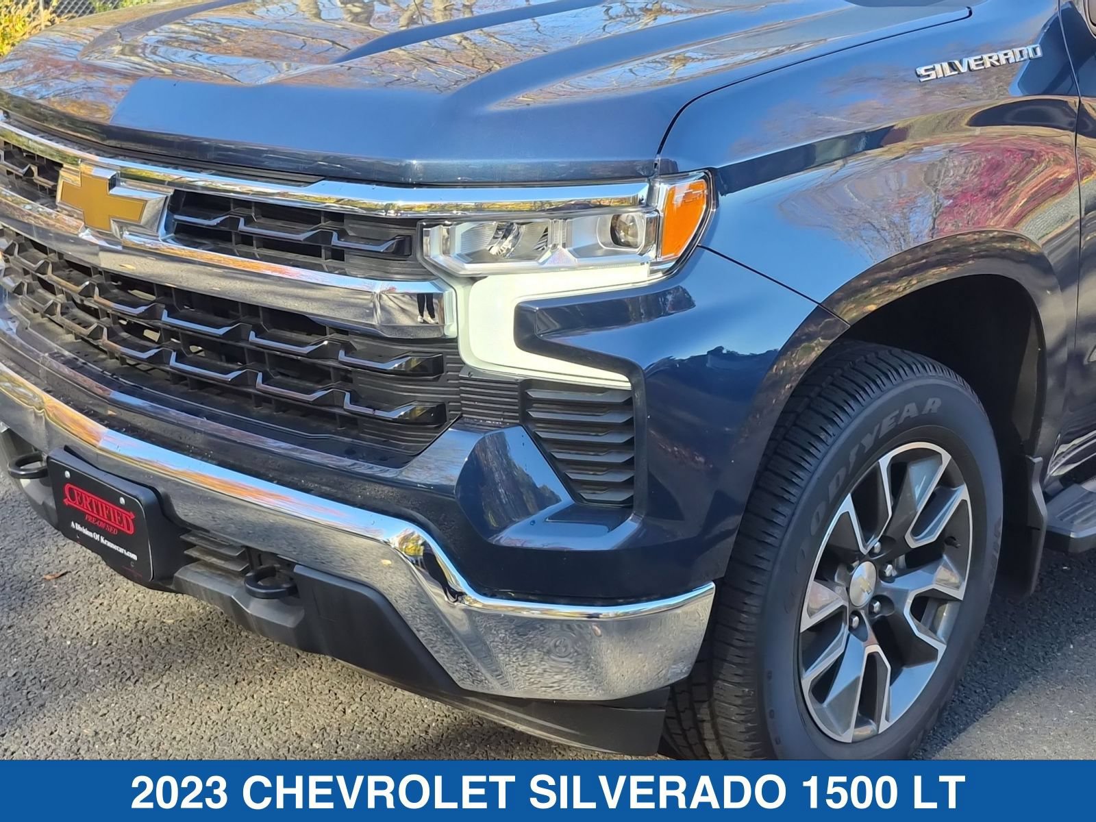 Used 2023 Chevrolet Silverado 1500 LT AWD/4WD image 10