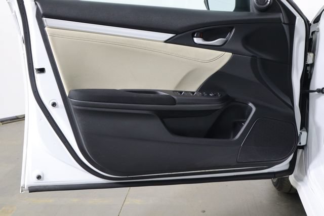 Used 2019 Honda Civic EX image 17