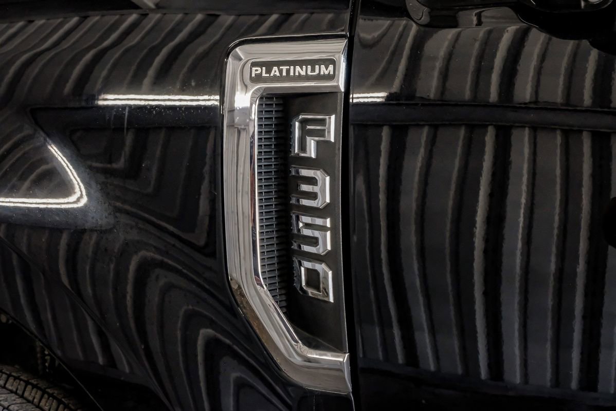 Used 2022 Ford F350 Platinum w/ FX4 Off-Road Package AWD/4WD image 54