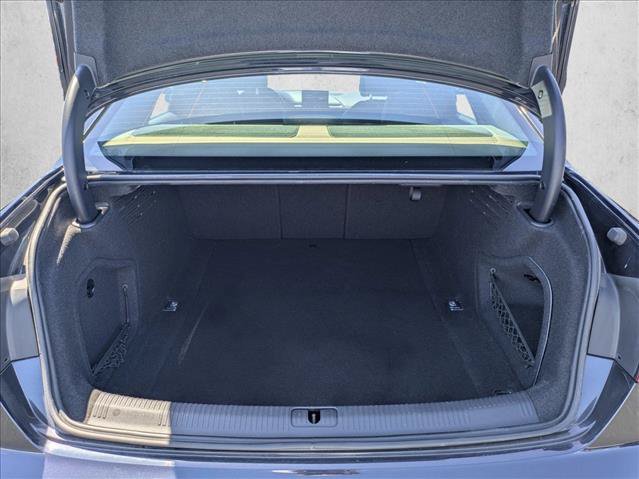 Used 2018 Audi A4 2.0T Premium AWD/4WD image 6