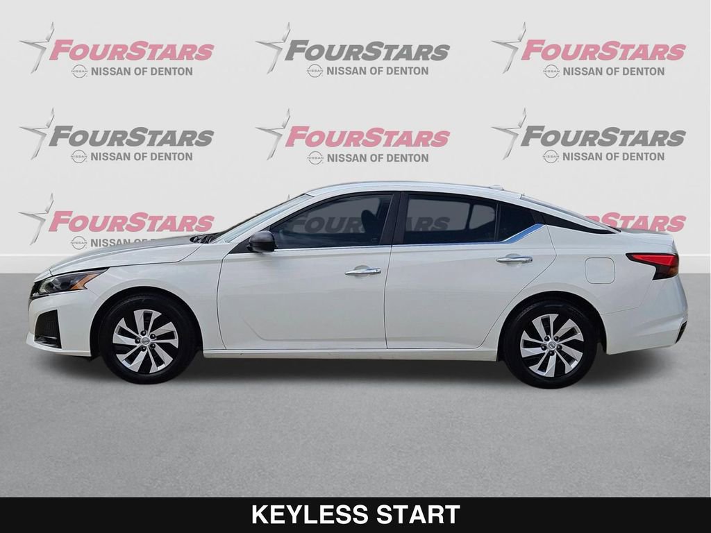 Used 2025 Nissan Altima 2.5 S FWD image 8