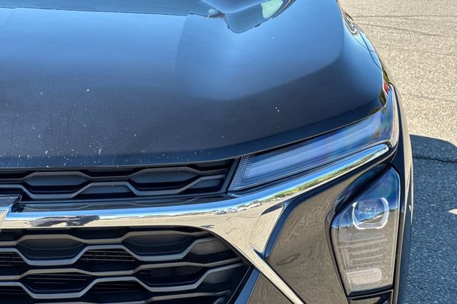 Used 2024 Chevrolet Trax LT FWD image 50