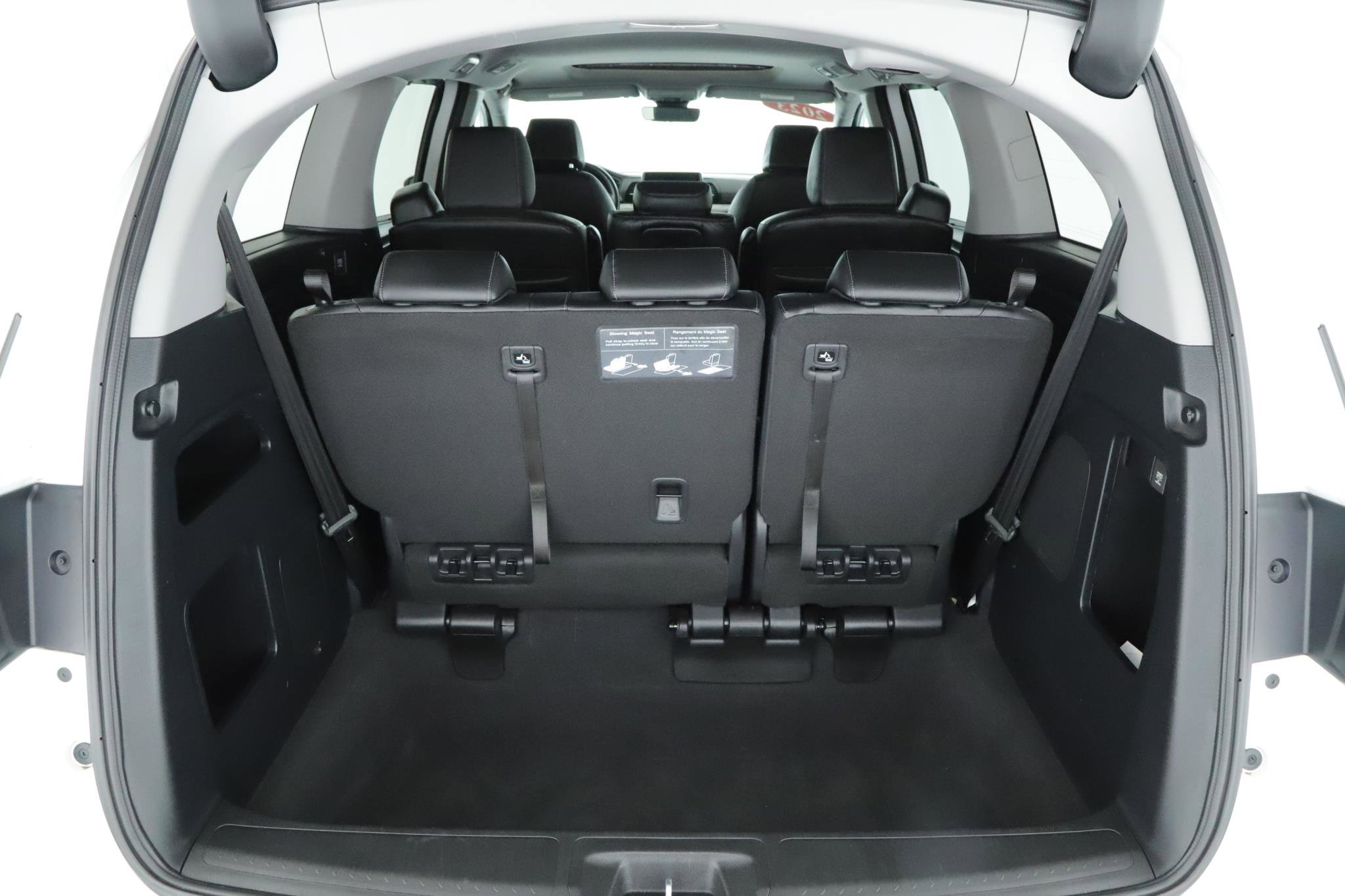 Used 2023 Honda Odyssey EX-L image 16