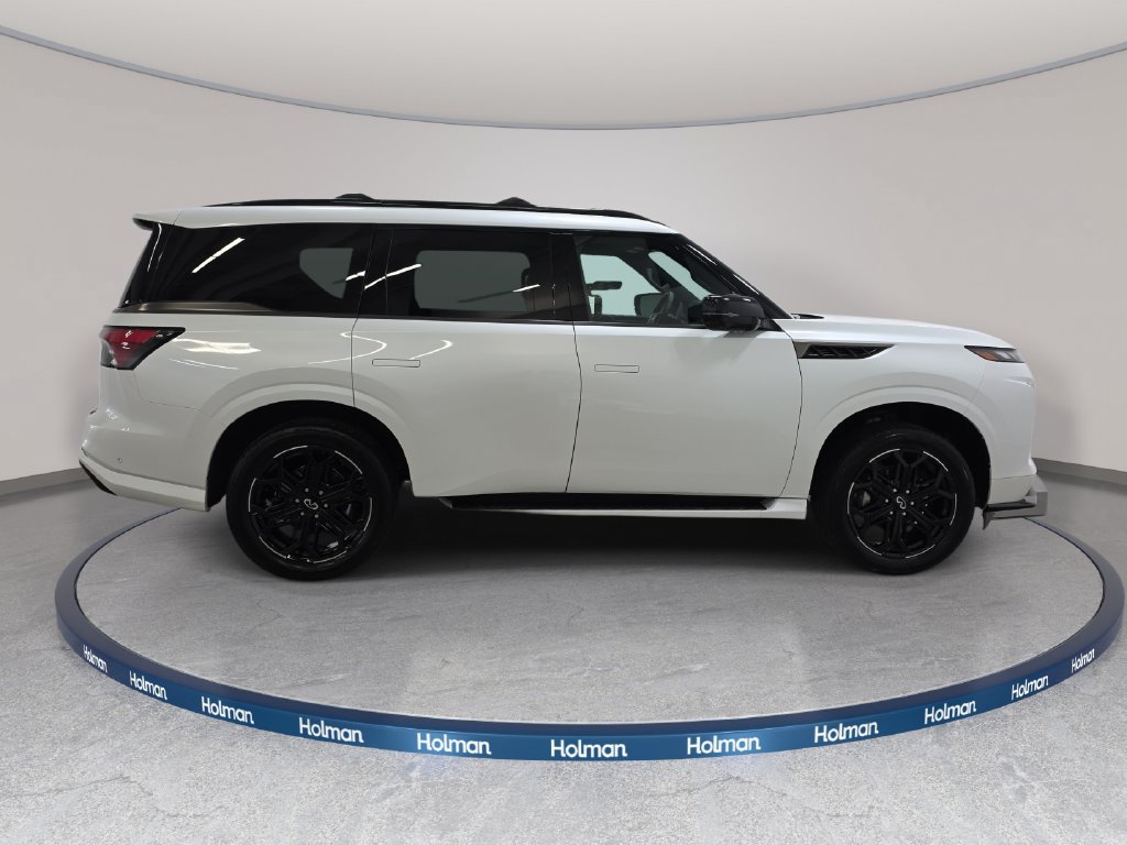 Certified 2026 INFINITI QX80 4WD w/ Sport Exterior Package image 4