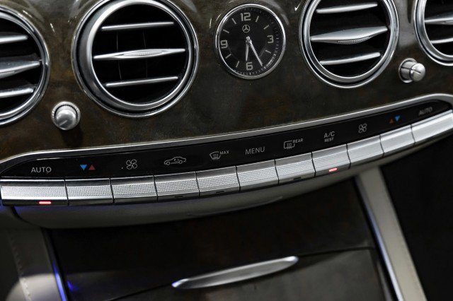Used 2017 Mercedes-Benz S 550 4MATIC Sedan image 27