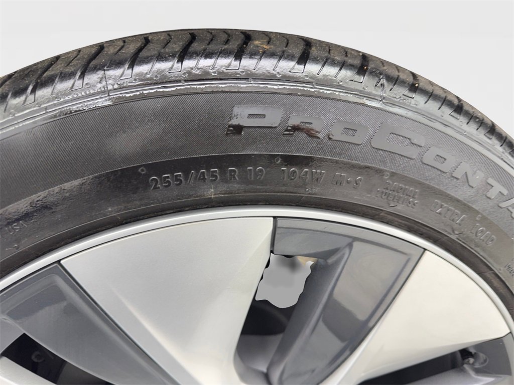 Used 2022 Tesla Model Y Long Range image 78