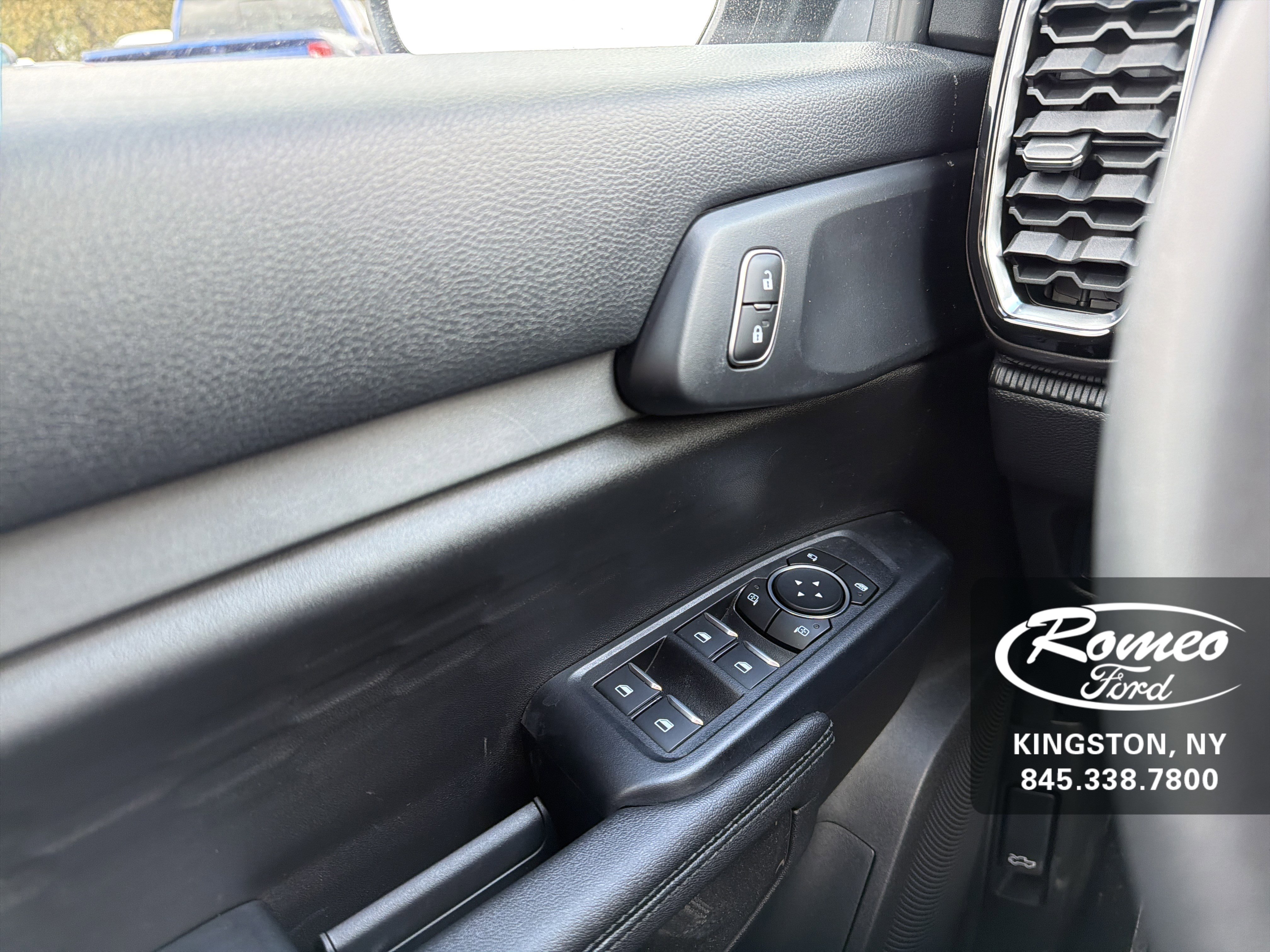 New 2025 Ford Ranger XLT w/ Equipment Group 301A High image 26