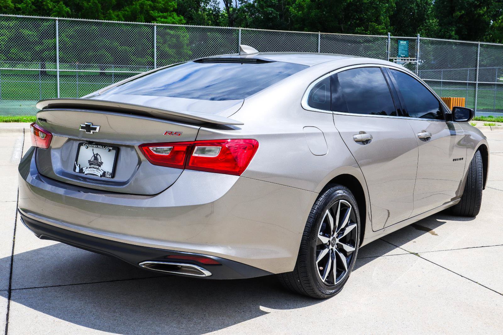 Used 2023 Chevrolet Malibu RS w/ LPO, Floor Liner Package FWD image 15