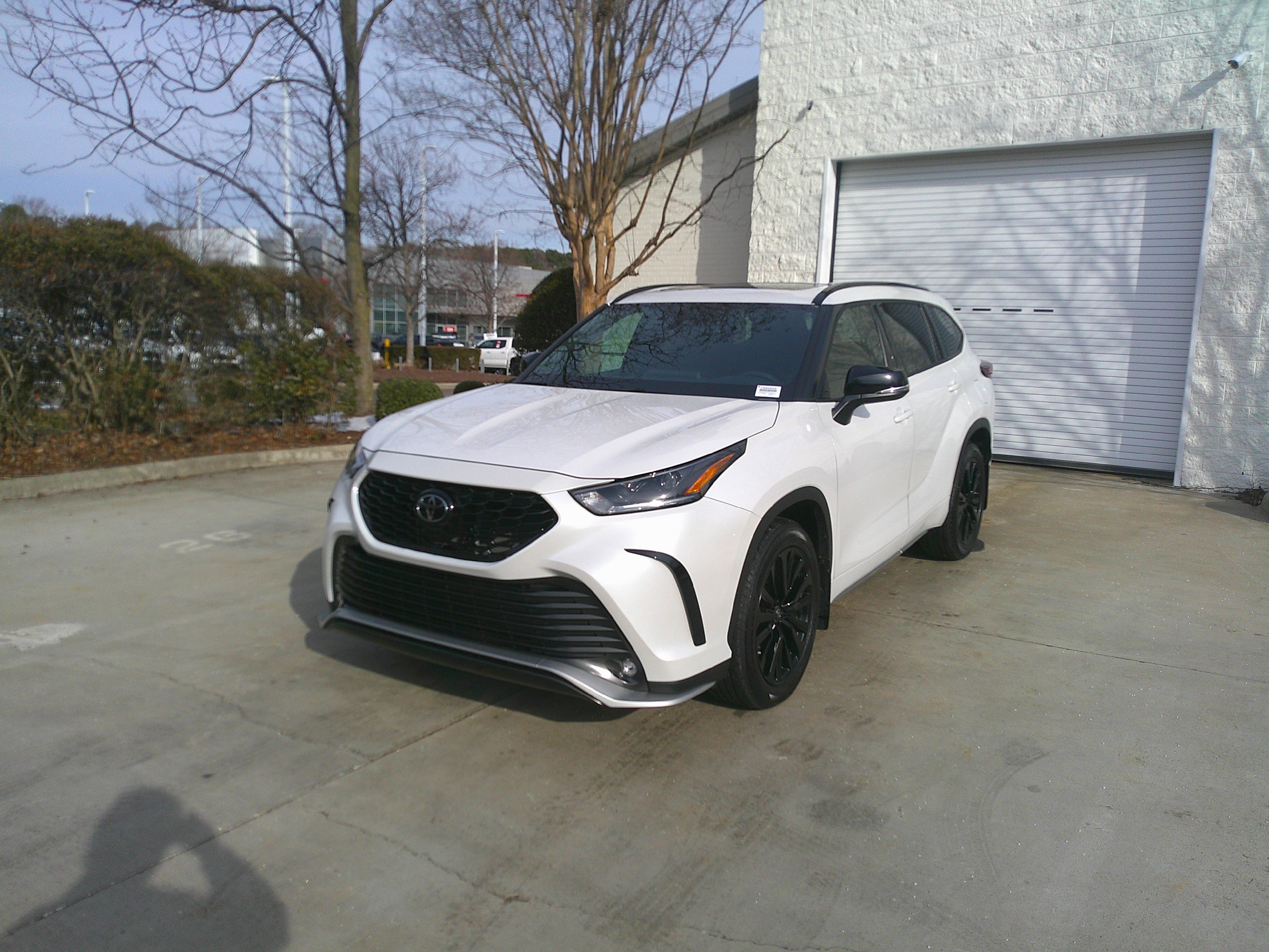 Used 2024 Toyota Highlander XSE image 5