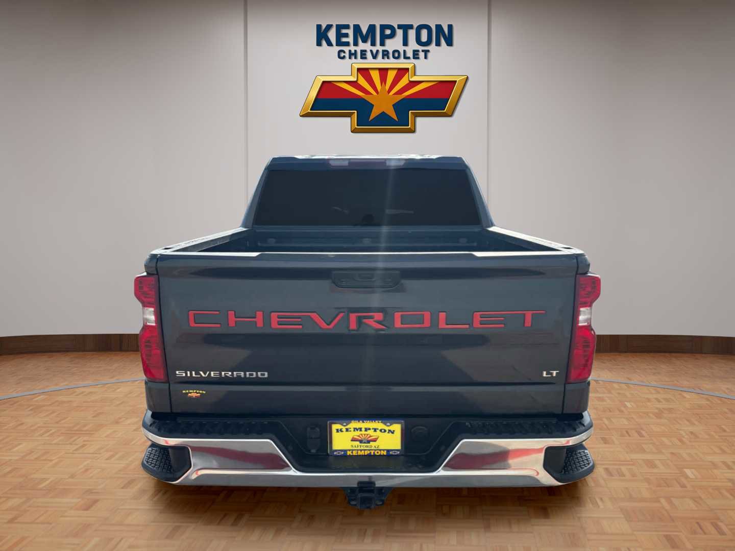 Used 2023 Chevrolet Silverado 1500 LT RWD image 5