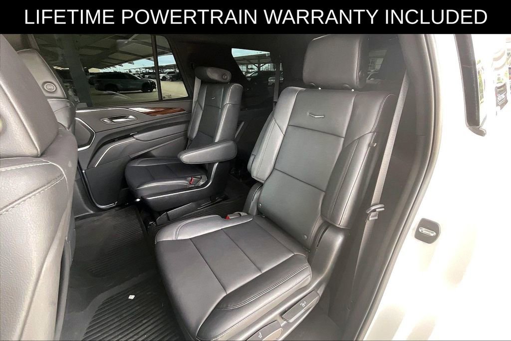 Used 2024 Cadillac Escalade Luxury RWD image 29