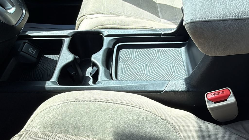 Used 2018 Honda CR-V EX image 37