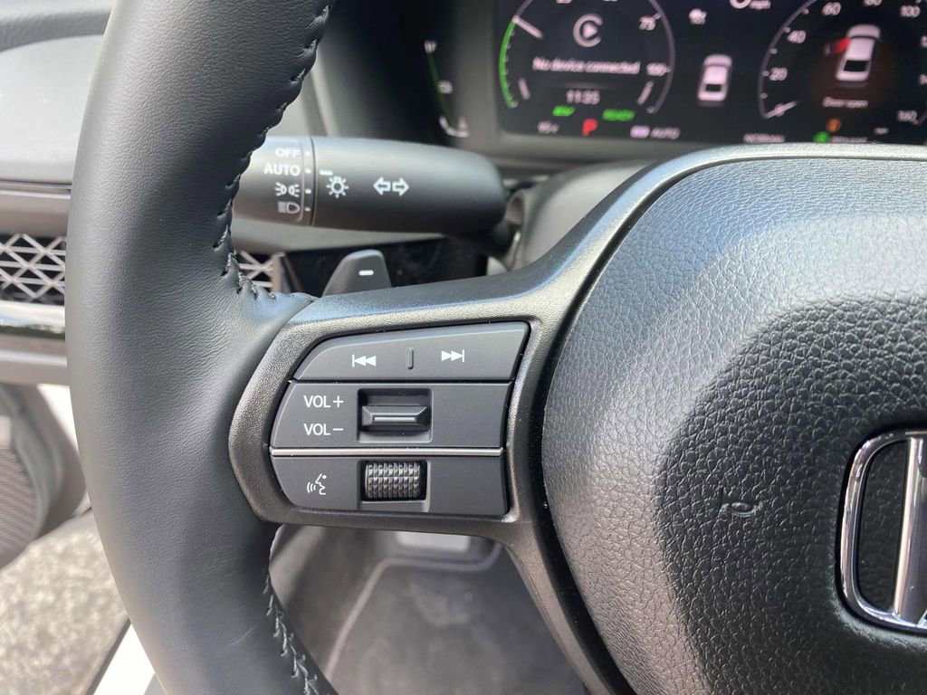 Used 2025 Honda Accord EX-L image 33